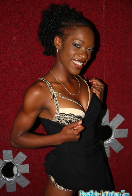 Gloryhole Initiations pleased to share with you xxx gallery with Justice Jade in well dick sucking scene