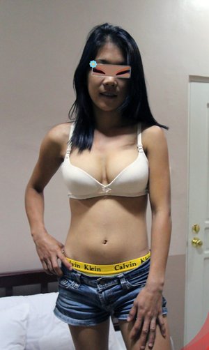 Asian Sex Diary invite you to explore free xxx photos featuring April in sex scene with boy