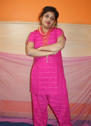 My Sexy Rupali invite you to explore xxx pictures featuring Rupali xxx gallery 223240