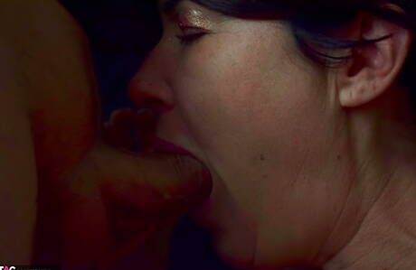 TAC Amateurs pleased to share with you xxx gallery with Juicey Janey in sucking on dick sex scene